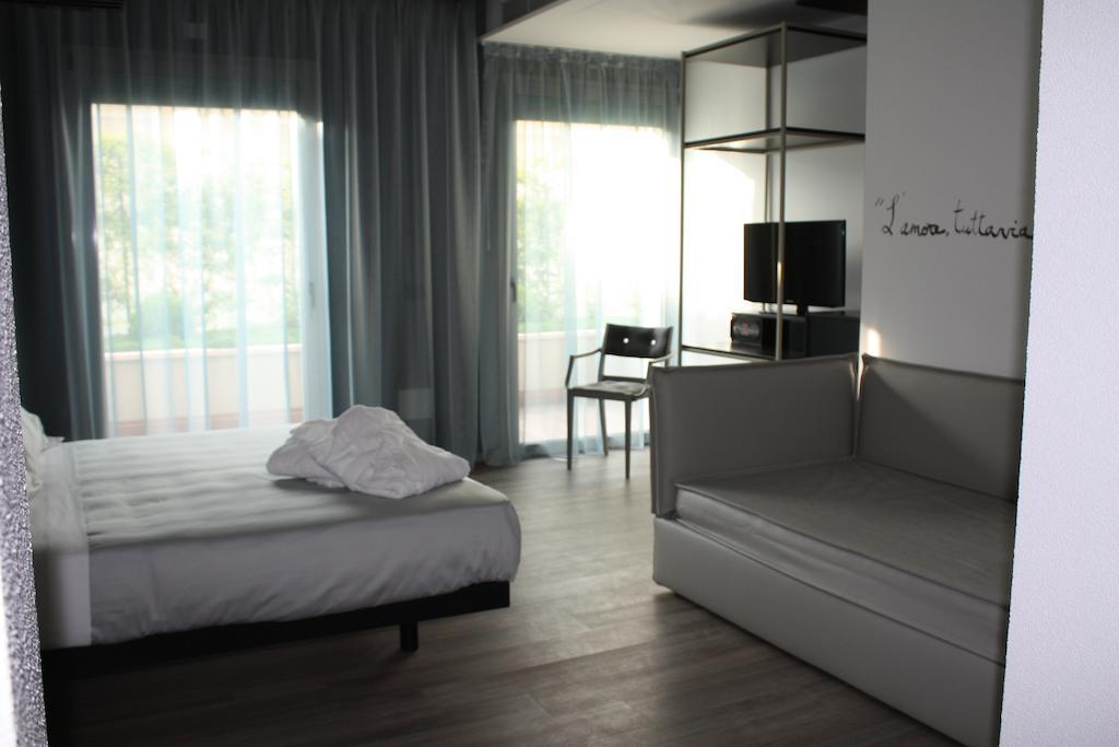 Hotel San Giorgio Riccione Extérieur photo
